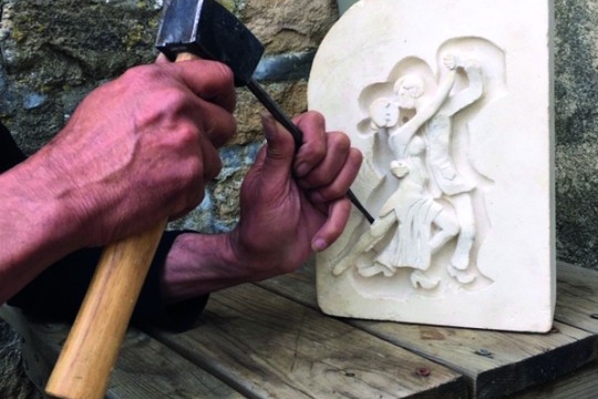 Sculpture sur pierre